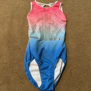 Sylvia P Leo-size adult small